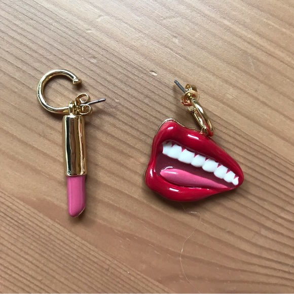 👄 Coach X Tom Wesselmann Lips And Lipstick Huggie Earrings - Picture 6 of 9